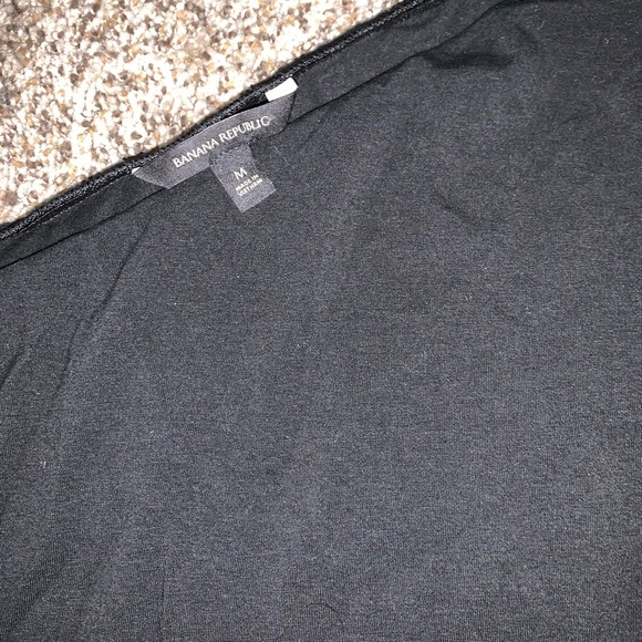 Banana Republic one shoulder long sleeve top 🖤 - Picture 3 of 5